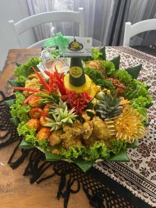 tumpeng tampah