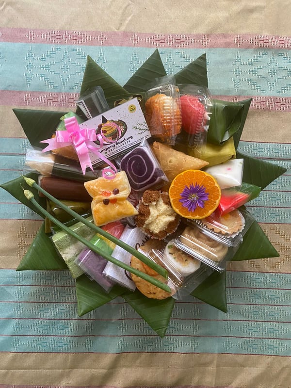 Tumpeng Bandung Snack Paket Komplit 2